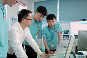 企業(yè)總監(jiān)來(lái)校指導(dǎo)