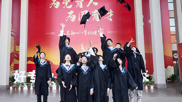 我國網(wǎng)民規(guī)模近11億人，學(xué)互聯(lián)網(wǎng)技術(shù)越來越吃香